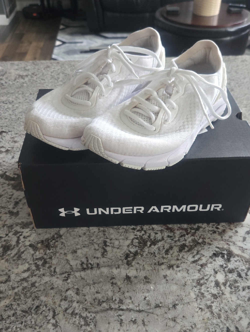 Under Armour White Women’s Lightweight Mesh Sneakers